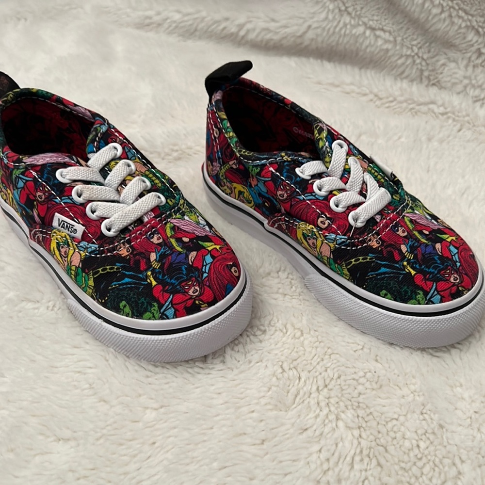 Marvel Toddler Superhero Vans- Size 6.5 NBW!